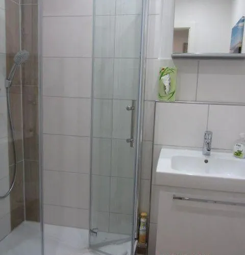Luv-und-lee-apartment-21 Appartement *
